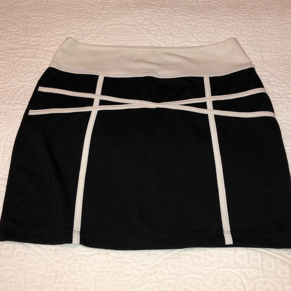 Black and Creme Skirt Large By Basic House
